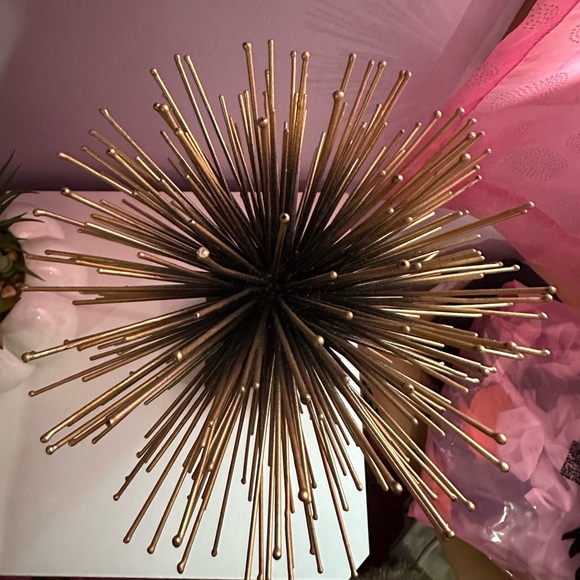 Home Decor - Picture 2 of 3